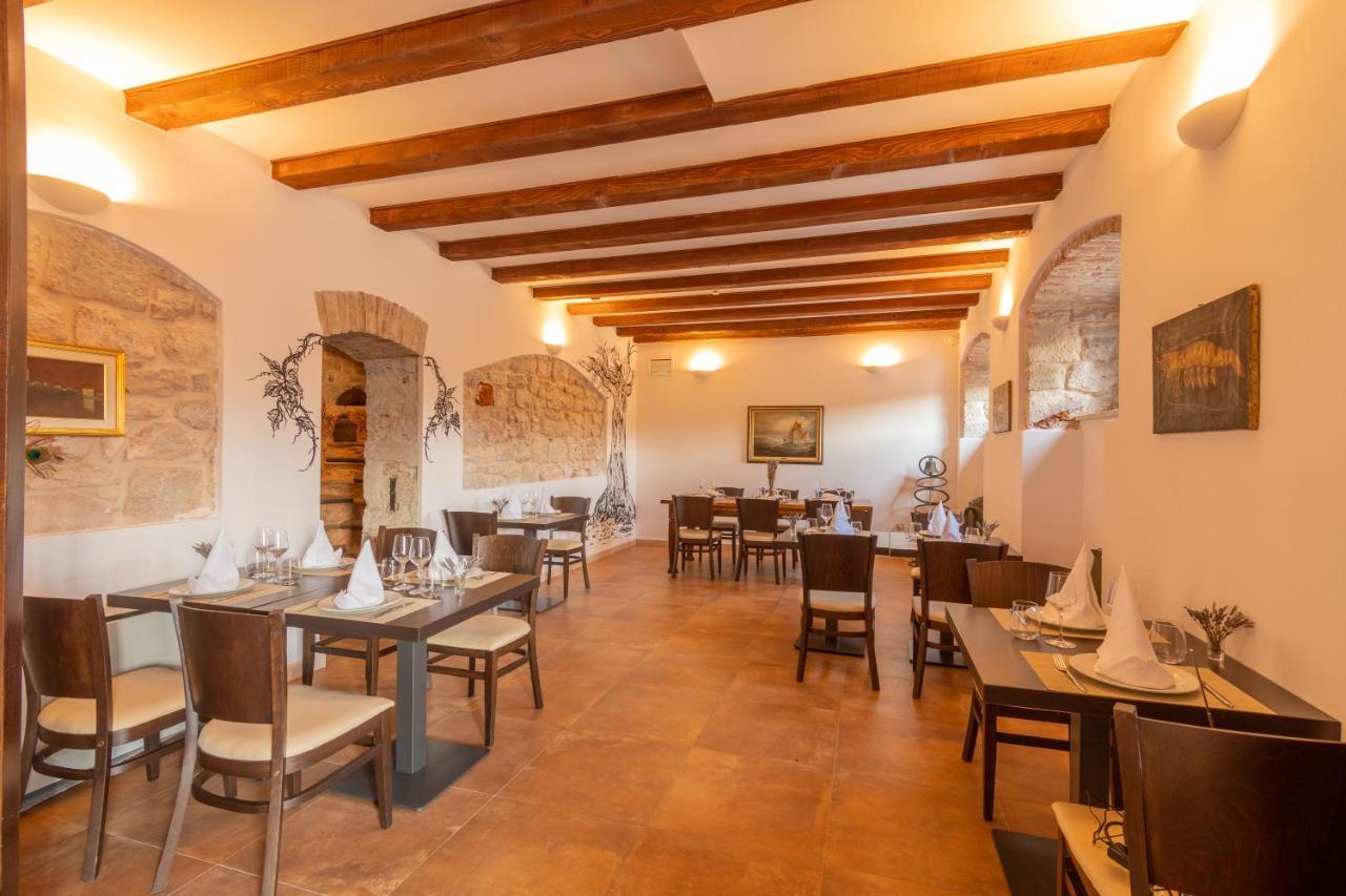 B&B Heritage Villa Apolon Stari Grad  Zewnętrze zdjęcie