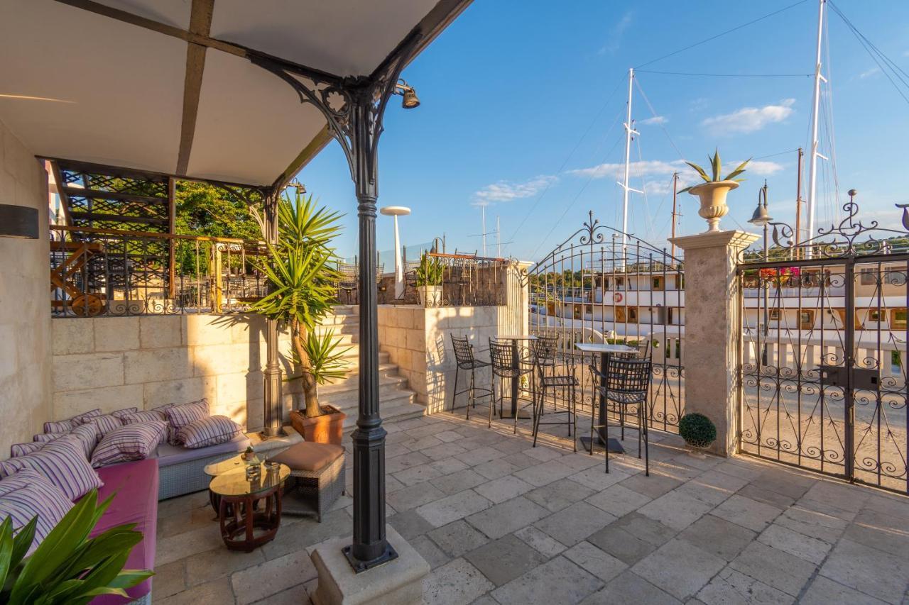 B&B Heritage Villa Apolon Stari Grad  Zewnętrze zdjęcie